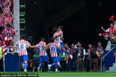 利物浦崩盘内讧，伤病潮来袭，CCTV5直播转向黑马崛起战